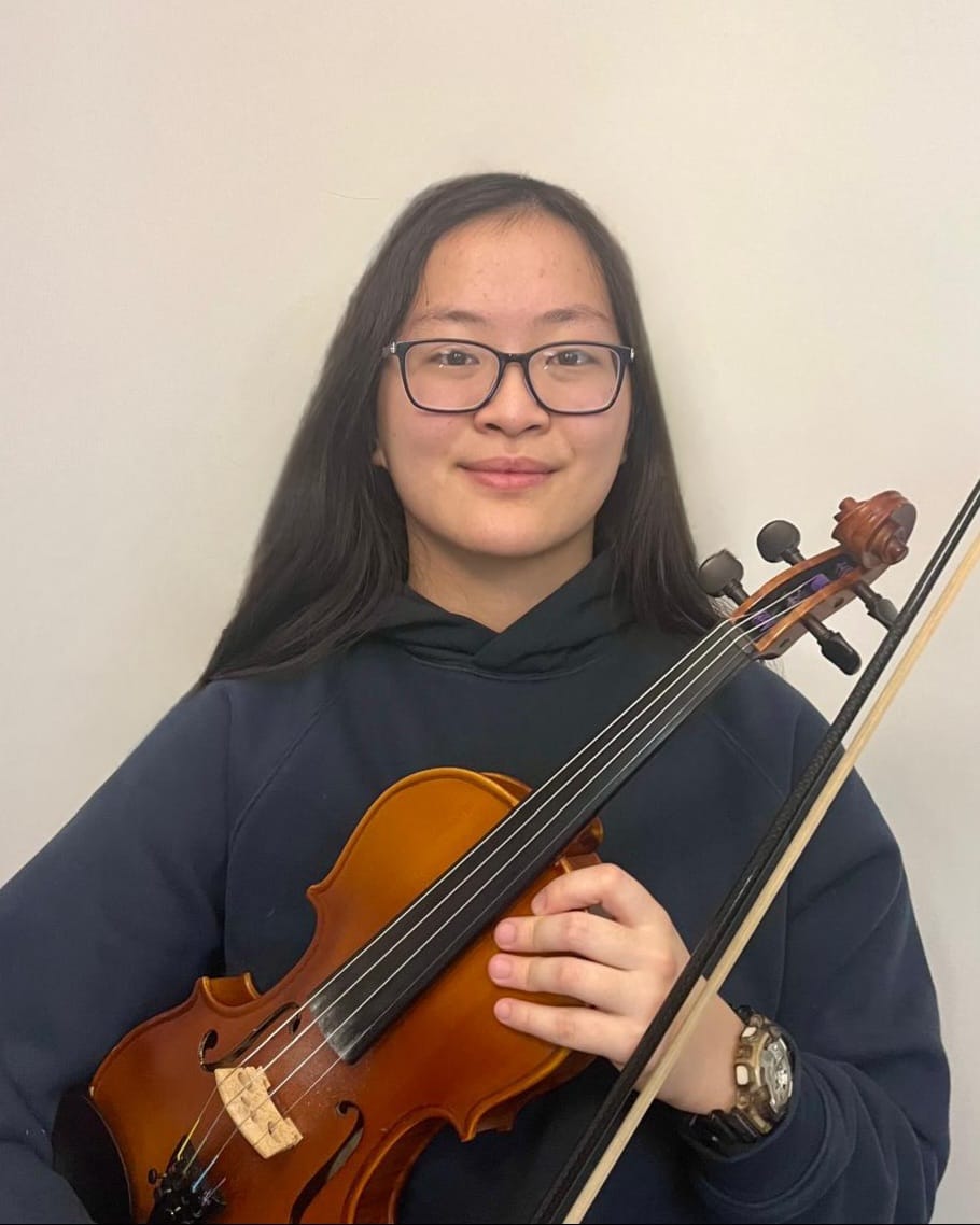 Janelle - violin teacher at Nirvana Academy of Violin